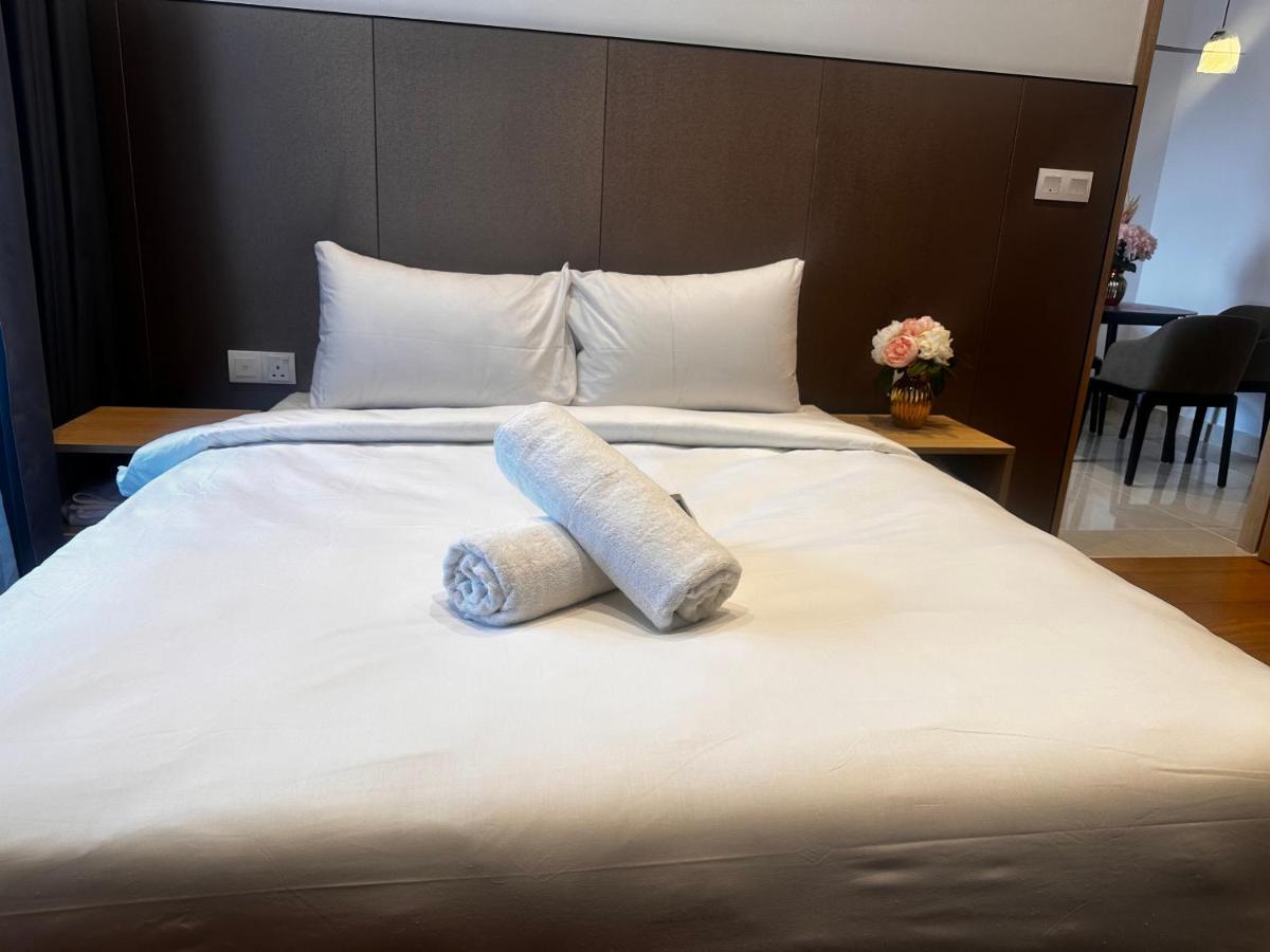 דירות קואלה לומפור The Luxe Colony Klcc By Infinitum מראה חיצוני תמונה