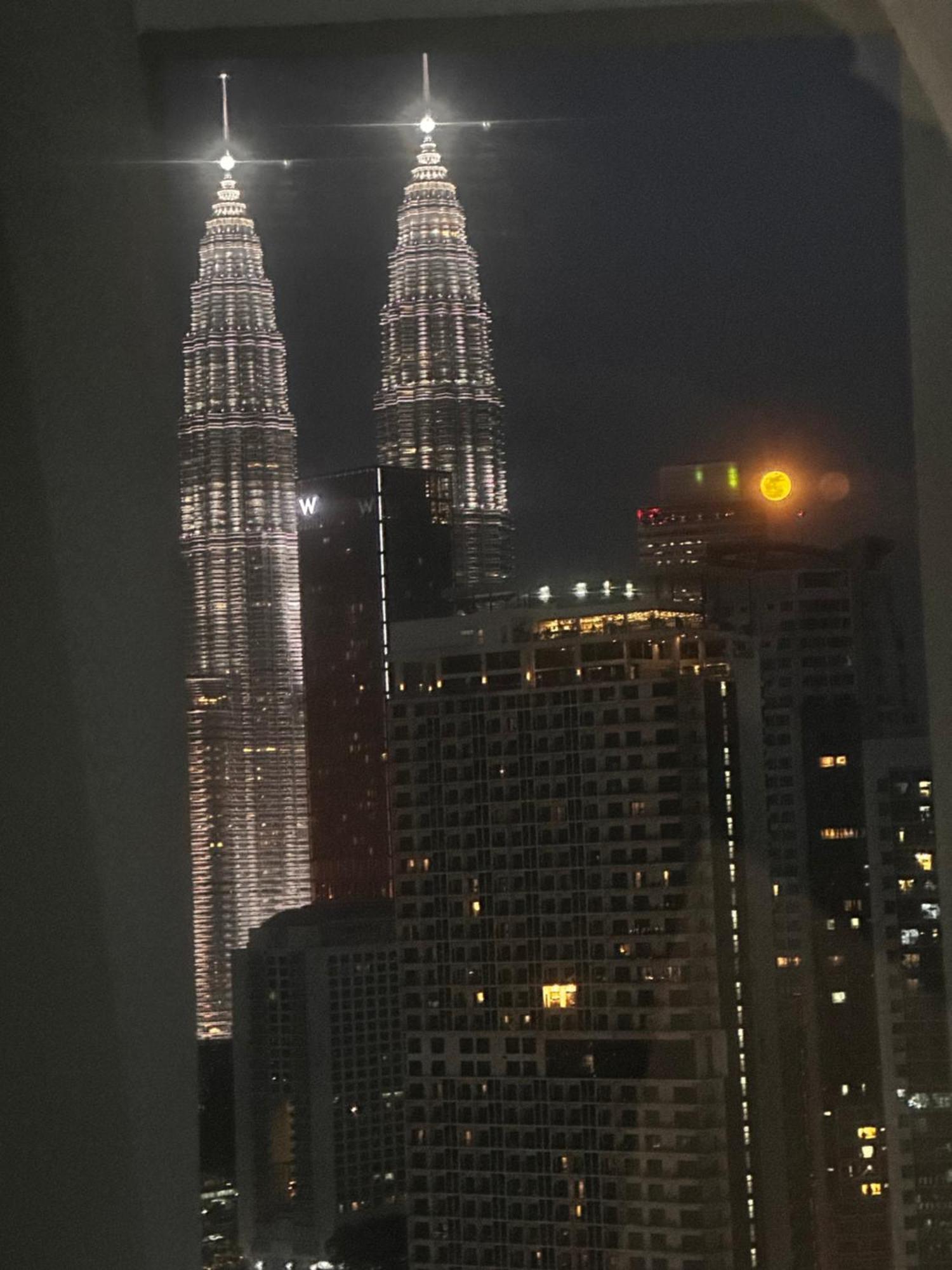 דירות קואלה לומפור The Luxe Colony Klcc By Infinitum מראה חיצוני תמונה