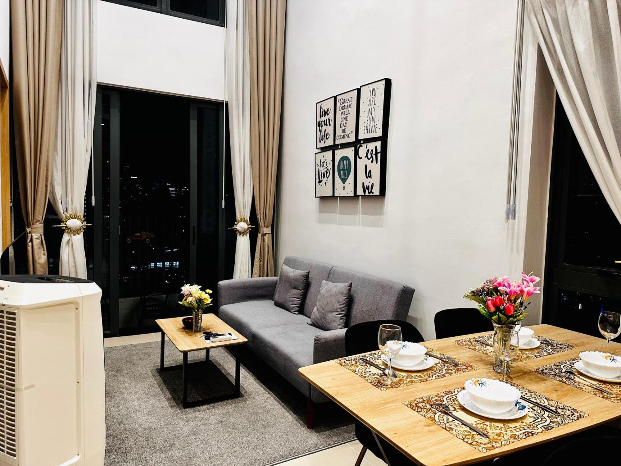דירות קואלה לומפור The Luxe Colony Klcc By Infinitum מראה חיצוני תמונה